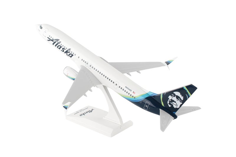 Skymarks Daron Alaska 737-900 1/130 2016 Livery SKR875 - Image 4